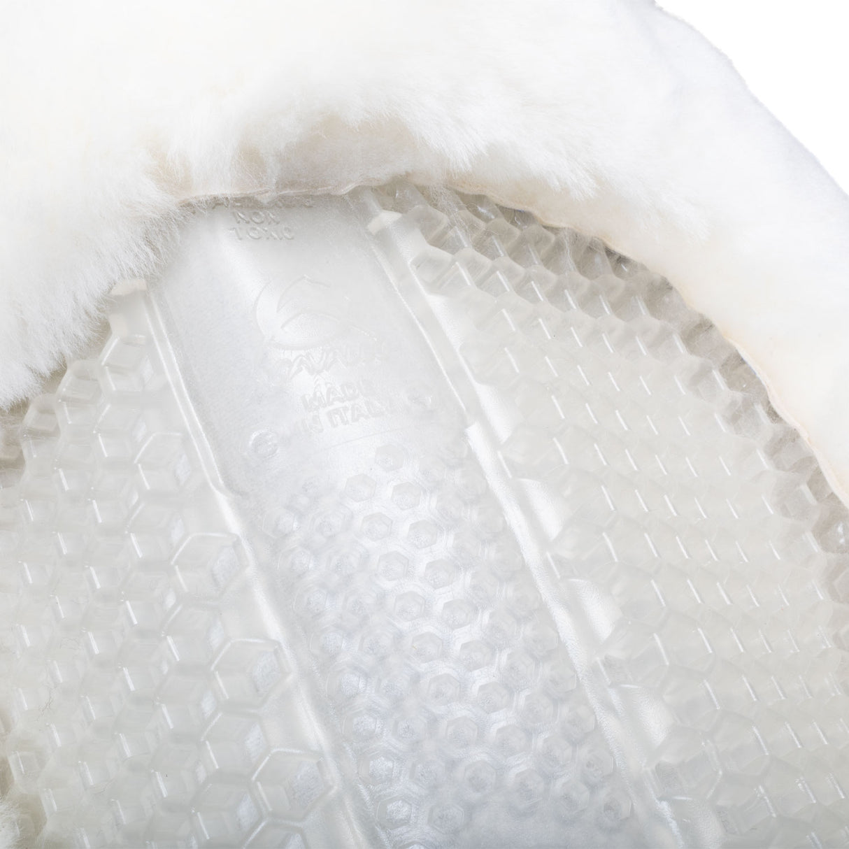 Acavallo Pad SP WFS Suede Rear Sheepskin Hexagonal Gel Flat #colour_white-white