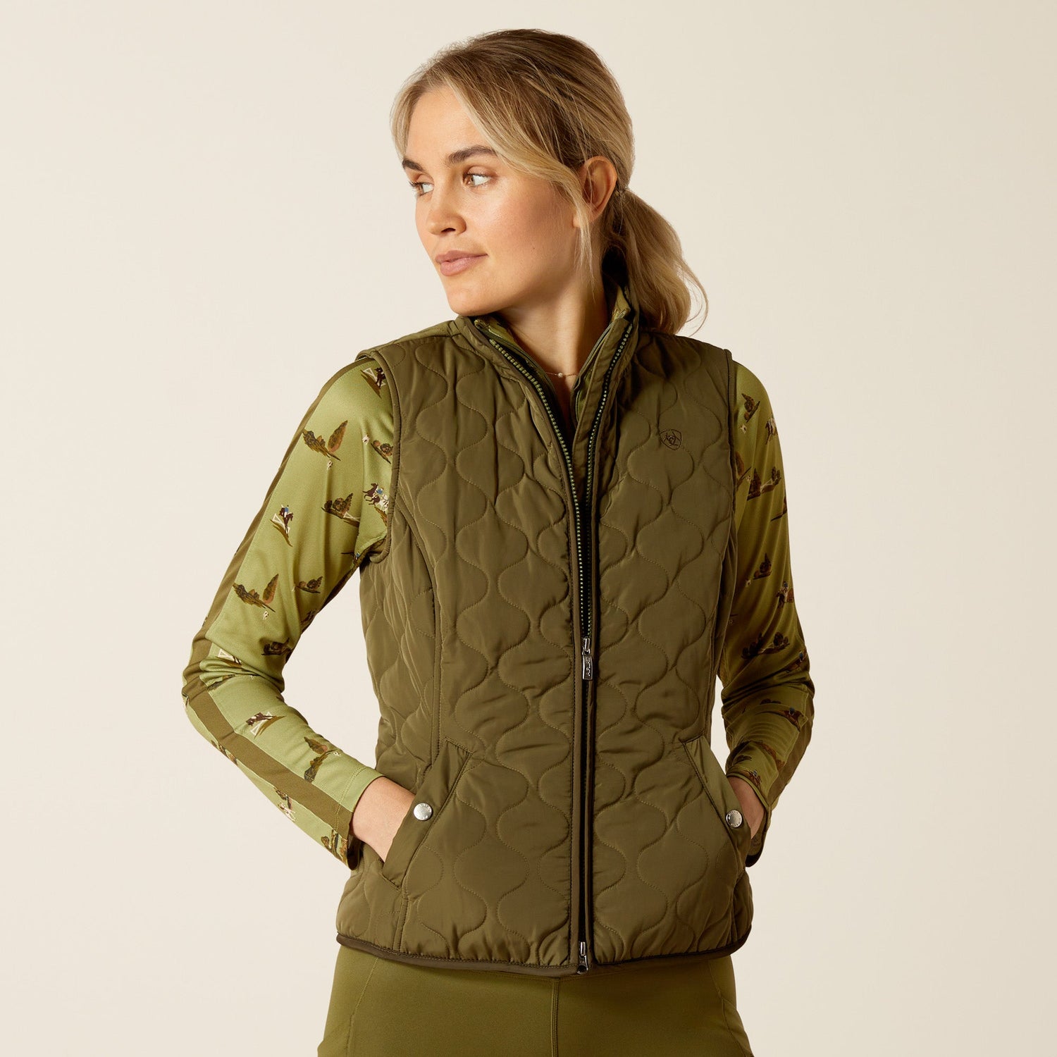 Ariat Women's Ashley 2.0 Insulated Vest #colour_green