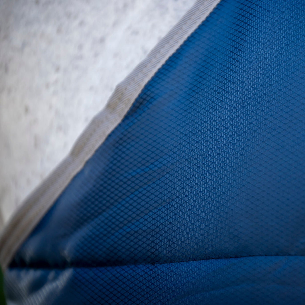 Horseware Ireland Amigo Ripstop Insulator 100g Pony Stable Rug #colour_navy-titanium-grey