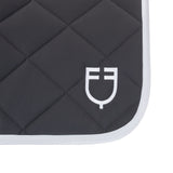 Dressage saddle pad with diamond quilting